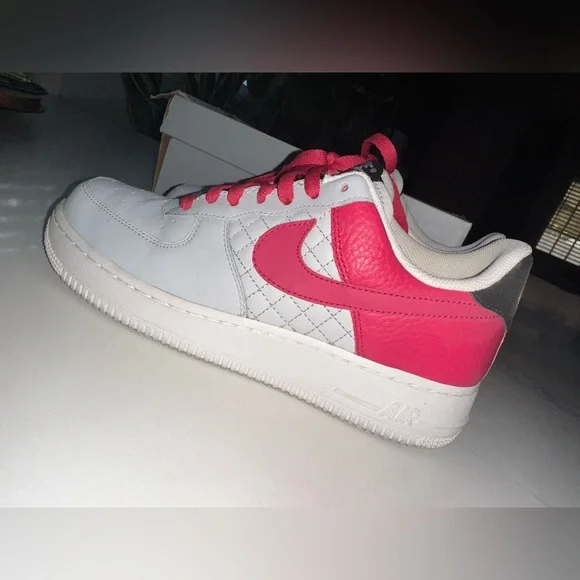 Nike Air Force 1 Low size 8.5 - Picture 2 of 7